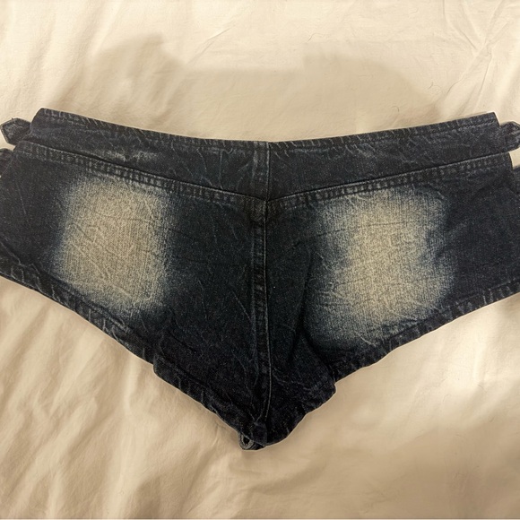 Jaded London Zip Up Buckle Denim Hot Shorts - Picture 3 of 3